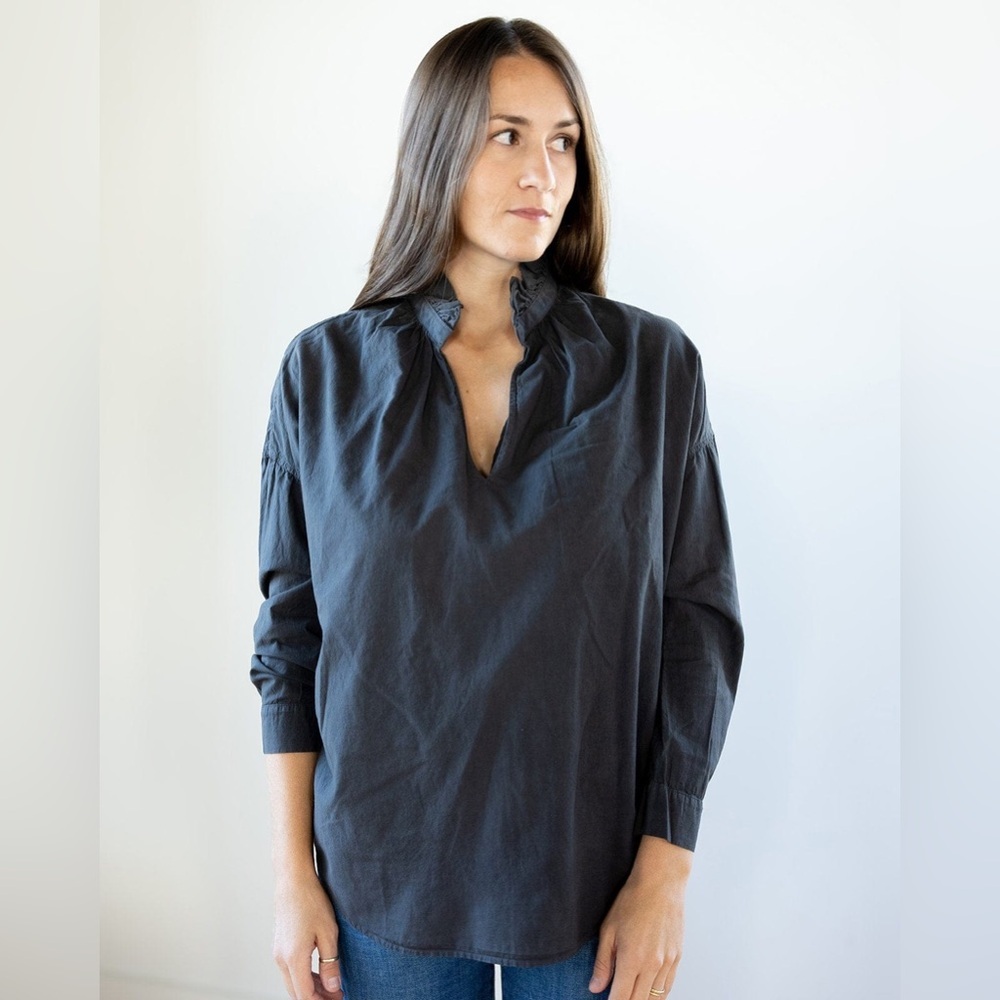 A Shirt Thing Penelope Cabo Black Ruffle Collar Long Sleeve Cotton Top Small